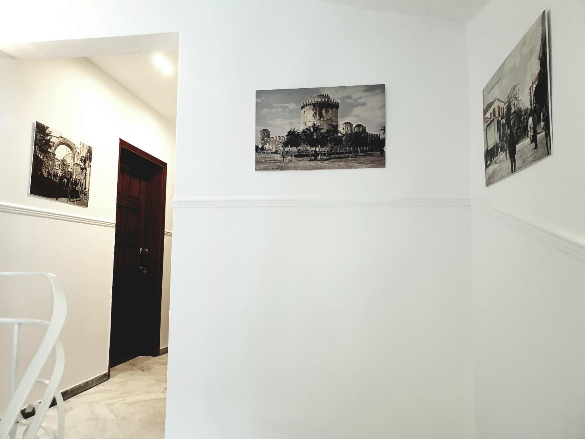 Eantos Studios And Suites Peraía エクステリア 写真